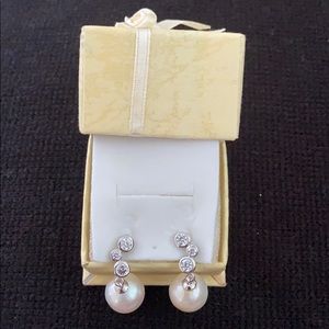 Pearl earrings